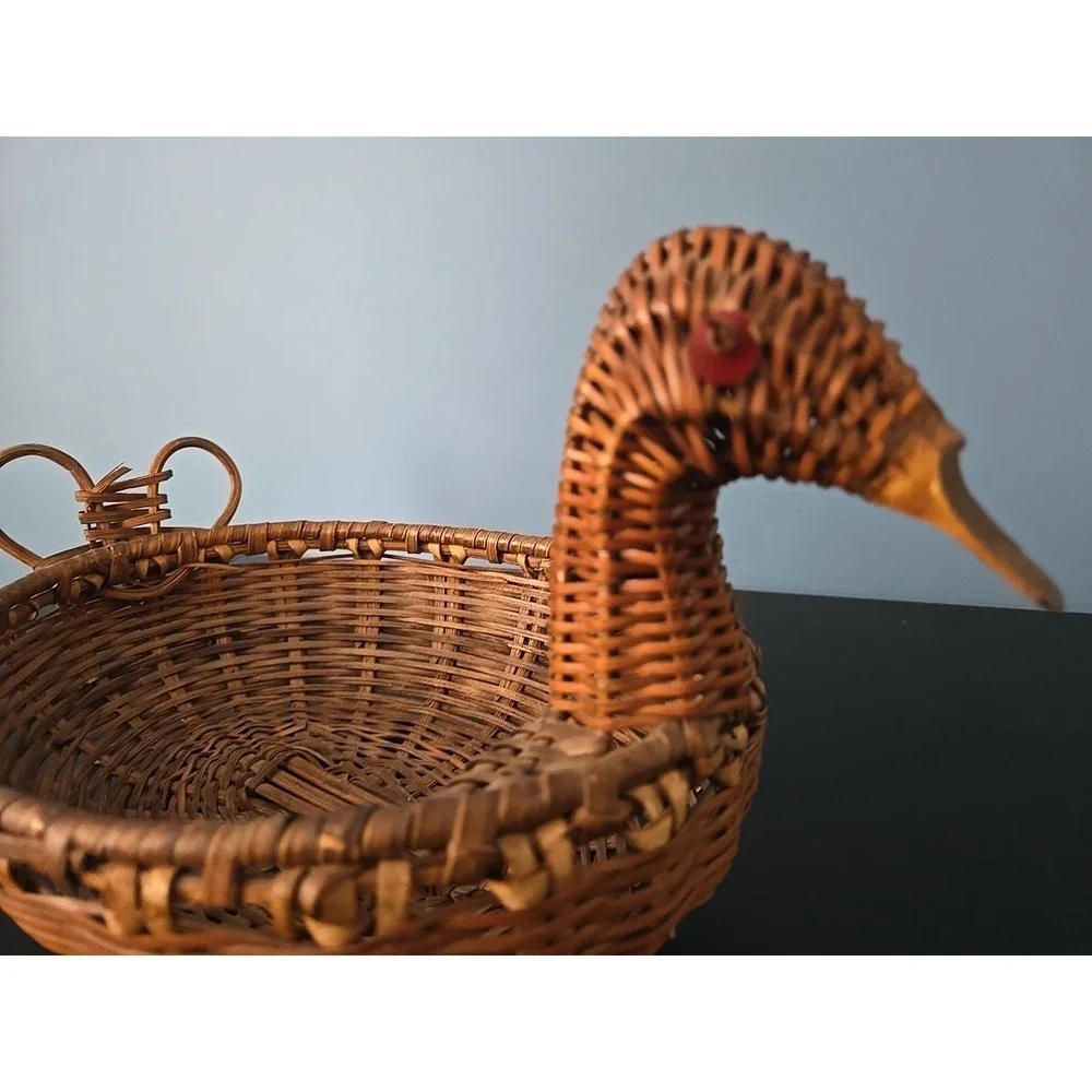 Vintage Wicker Duck Basket Woven Rattan Wood‎ Beak Farmhouse Country Animal Boho